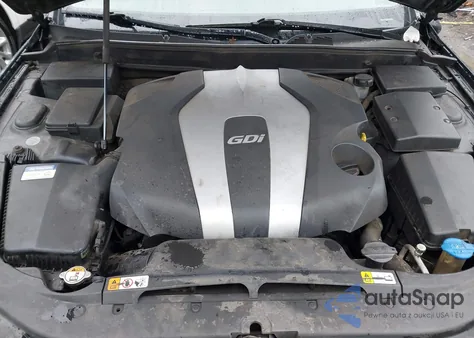 2013 Hyundai Genesis 3.8 from USA, damaged, VIN KMHGC4DD8DU220622